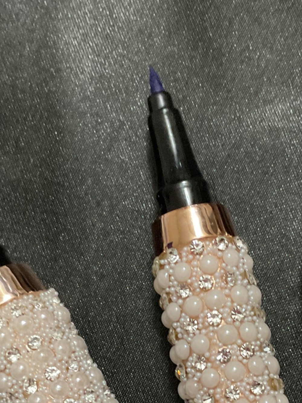 Color Eyeliner - Picture 2 of 2